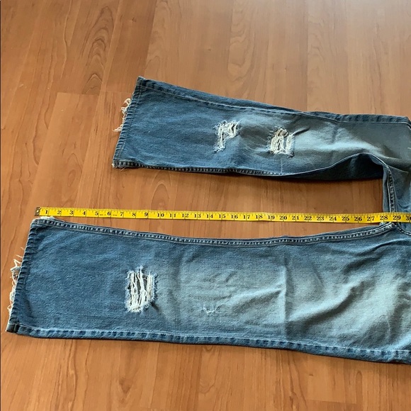 Hollister jeans 👖+ free gift 🎁 - Picture 8 of 8